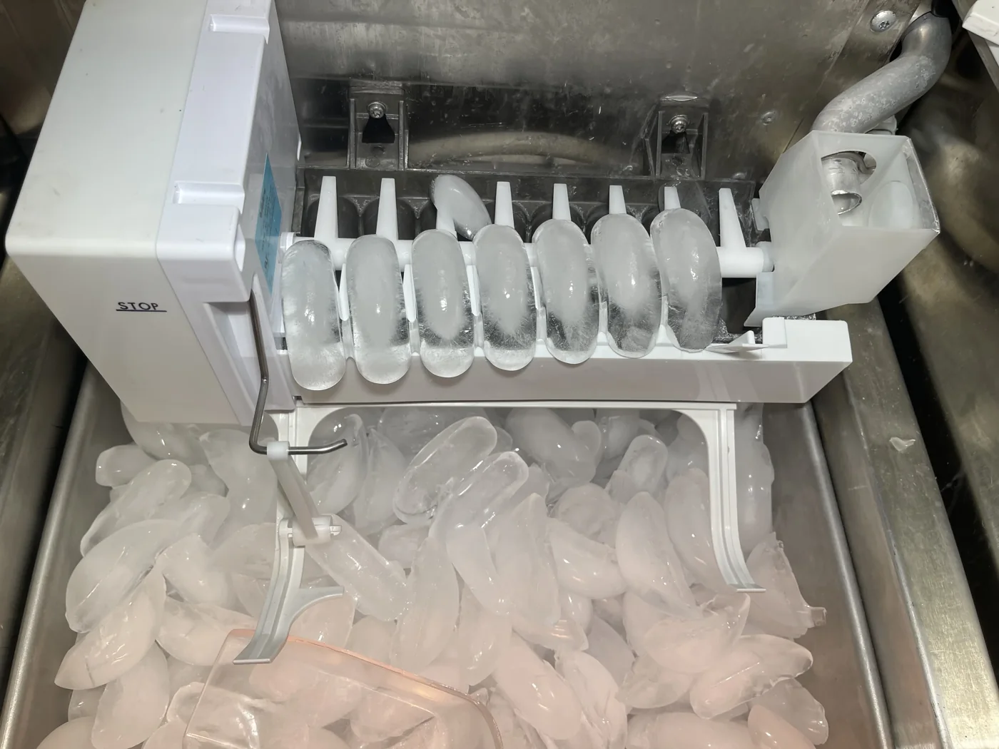 Built-in ice maker producing ice again after repair